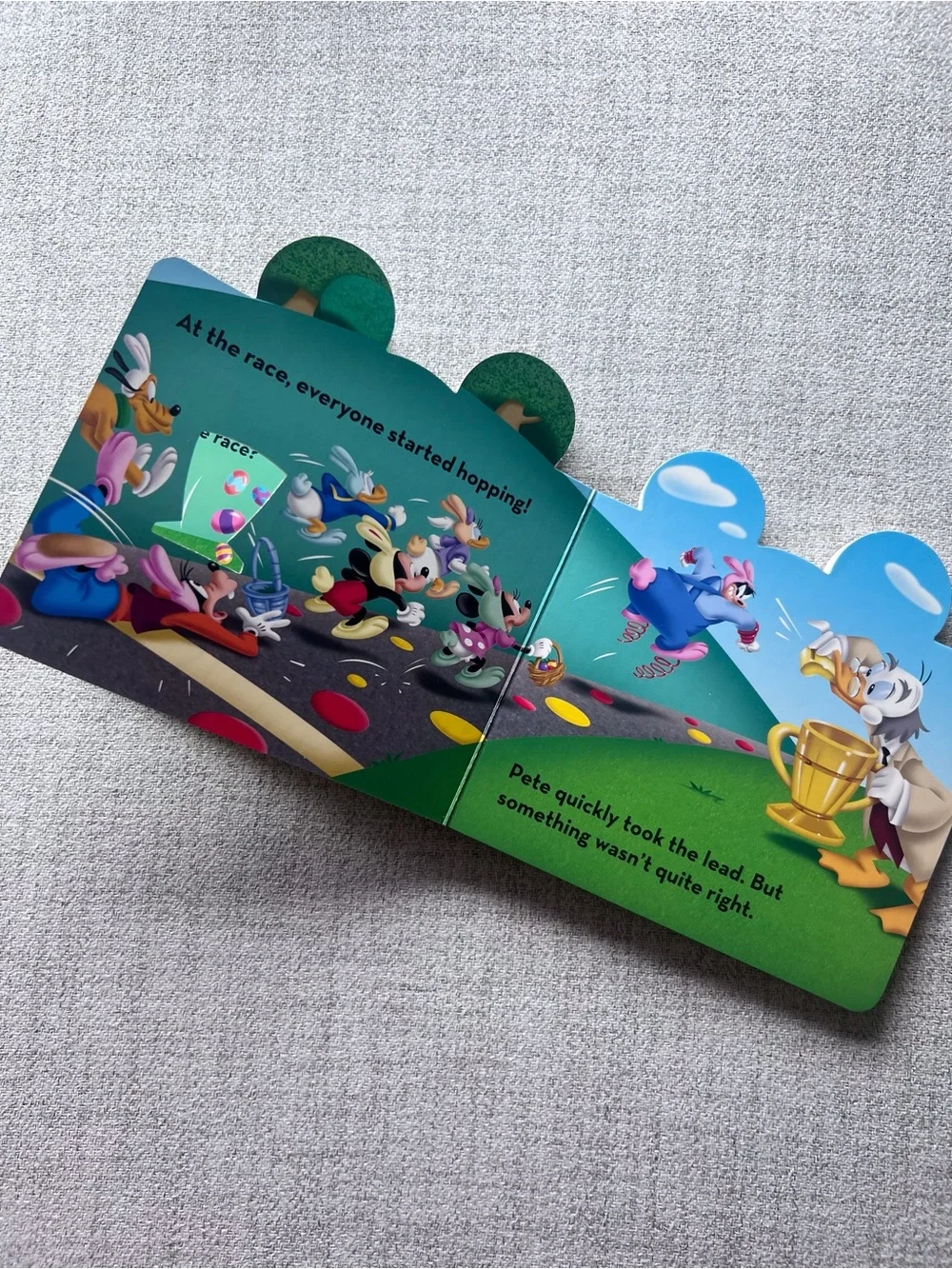 Disney Junior Mickey Hoppy Clubhouse Easter Book